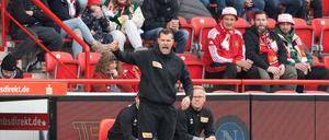 Die Trainerbank im Stadion An der Alten Försterei kennt Marco Grote schon aus der Youth League, am Samstag gibt er sein Debüt in der Bundesliga.