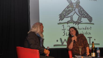 33 Jahre Literaturladen. Buchhändler Carsten Wist und Büchnerpreisträgerin Terézia Mora in der Waschhaus-Arena.