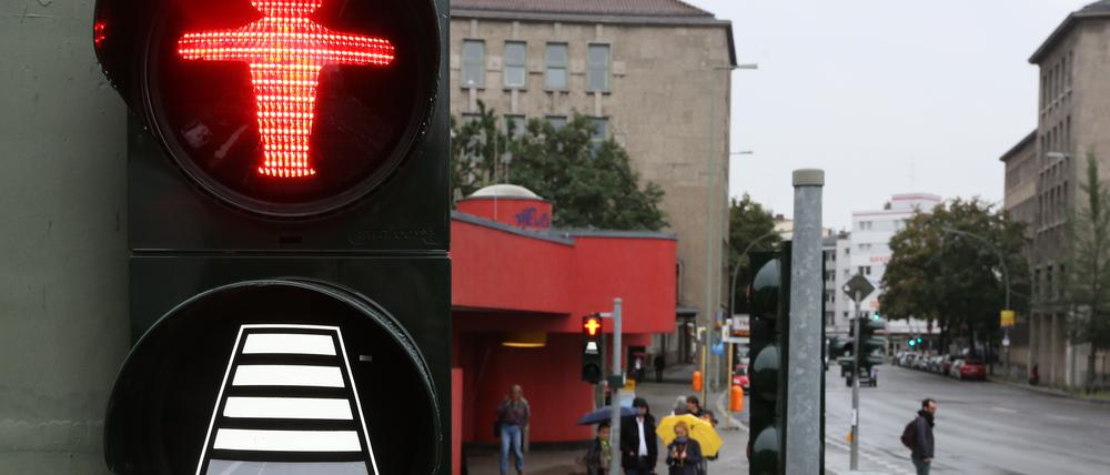Am Fehrbelliner Platz gibt es bereits eine solche Ampel. 