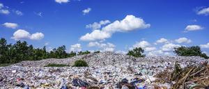 Rohstoffe, so weit das Auge reicht. Deutsche Müllhalde.