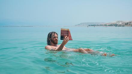 Chillen statt arbeiten: Wenn man Brückentage clever nutzt, hat man auch Zeit für kleine Urlaubsreisen. 