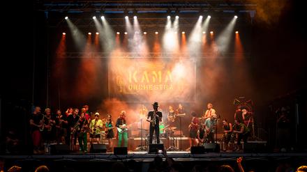 Am Samstag findet im Spartacus das diesjährige Abschlusskonzert der 30-köpfigen Band statt, die im Sommer ihr Debüt veröffentlicht hat.