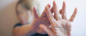 Gewalt kommt schrittweise, sagt Anna Sophie Herken.