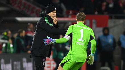 Die erste Elf spielt durch. Thomas Tuchel verblüffte mal wieder alle, auch Bayern-Kapitän Manuel Neuer musste da noch mal nachfragen.