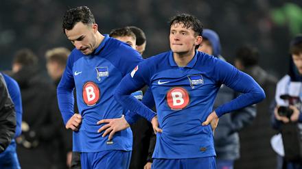 Hängende Köpfe. Haris Tabakovic (links) und Fabian Reese wundern und ärgern sich über den nächsten verschenkten Sieg.