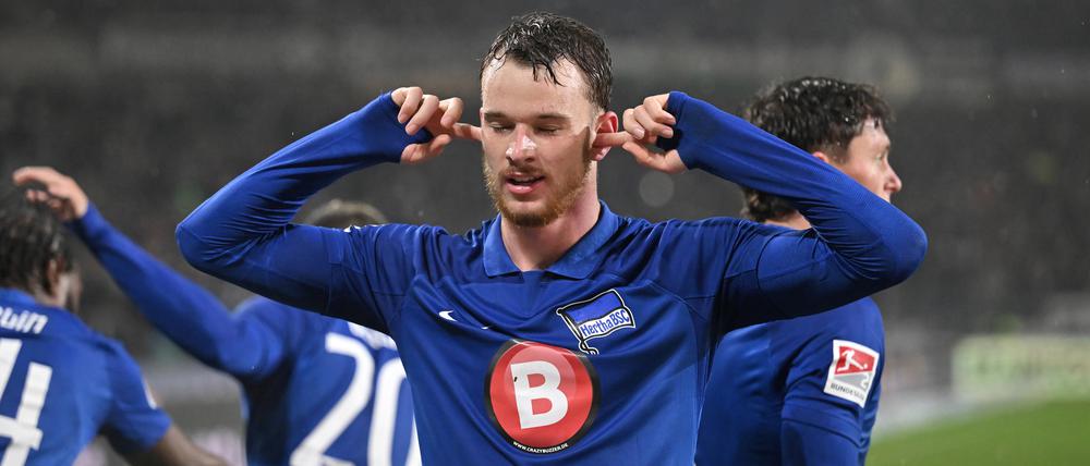 Ungewöhnlicher Jubel? Oder einfach zu laut? Pascal Klemens erzielte gegen Hannover 96 sein erstes Tor im Profifußball.