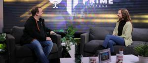 Michael Haenisch (li.), ist seit über 20 Jahren im E-Sport tätig. Klara Schedlich, sportpolitische Sprecherin der Fraktion Bündnis 90/Die Grünen, möchte diesen nun auf das nächste Level bringen.