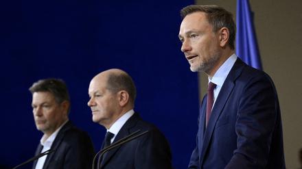 Die Spitzen der Regierungskoalition: Robert Habeck, Olaf Scholz und Christian Lindner.