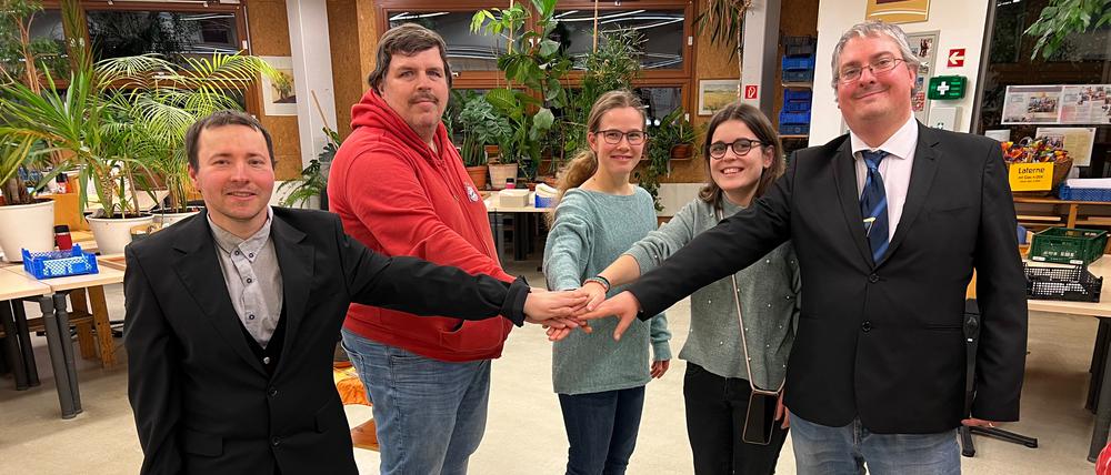 Der Werkstattrat der Lebenswerkgemeinschaft: Andy, Andreas, Lea, Emma und Sascha.