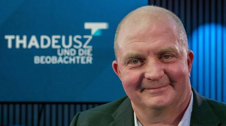 Talkt weiter für den RBB: Jörg Thadeusz.