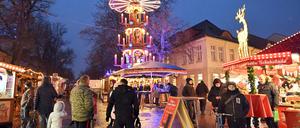 Zum Weihnachtsmarkt dürfen Händler in bestimmten Gebieten auch an zwei Sonntagen öffnen. 