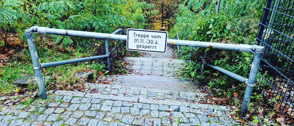Die Treppe am Müggelturm ist das halbe Jahr gesperrt