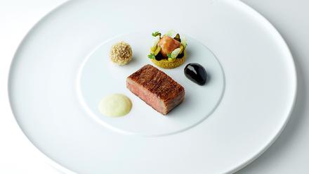 Wagyu-Teller von Christoph Rainer, Küchenchef im „Luce d’Oro“ in Elmau.