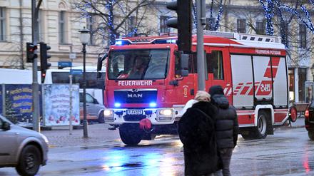 Feuerwehr auf dem Weg zum Einsatz (Symbolbild)