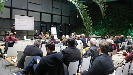 Die Bürgerversammlung in der Biosphäre beschäftigte sich mit einer möglichen Stadtteilvertretung für Bornstedt.