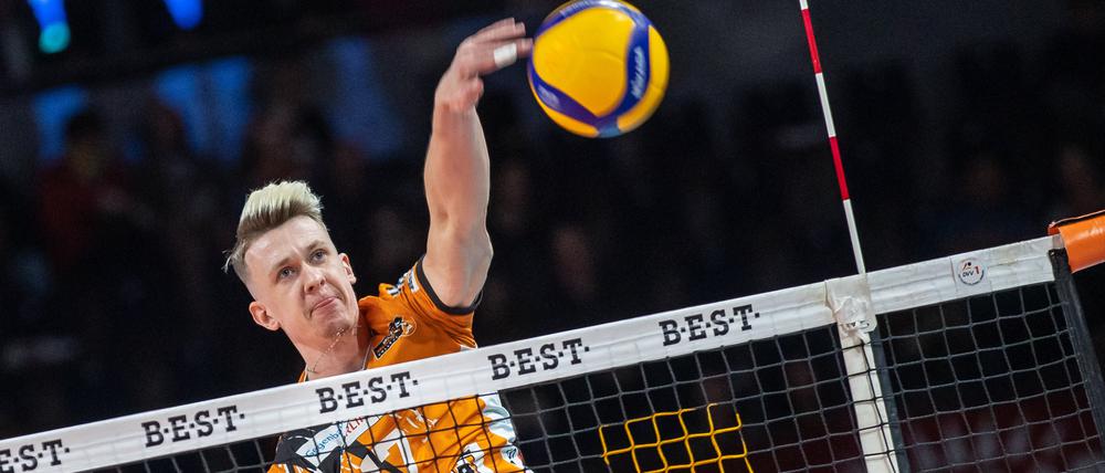 Marek Sotola machte mit den Volleys ein starkes Spiel. 