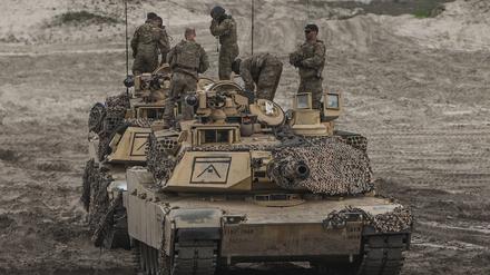 6. Mai 2023, Nowa Deba in Polen: Eine multinationale Militärübung mit Abrams-Panzern.