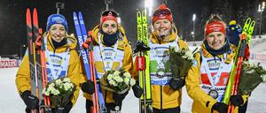 Franziska Preuß, Vanessa Voigt, Sophia Schneider und Janina Hettich-Walz (v.l.n.r.) nach Platz drei am Mittwoch in der Staffel.