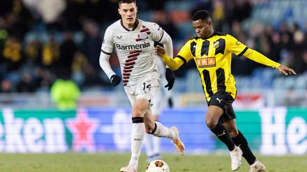 Das lief blendend. Patrik Schick (li.) und Abdulrazaq Ishaq von BK Häcken.