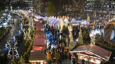 140.000 Euro Nutzungsgebühr: Der Weihnachtsmarkt auf dem Breitscheidplatz an der Kaiser-Wilhelm-Gedächtniskirche. 