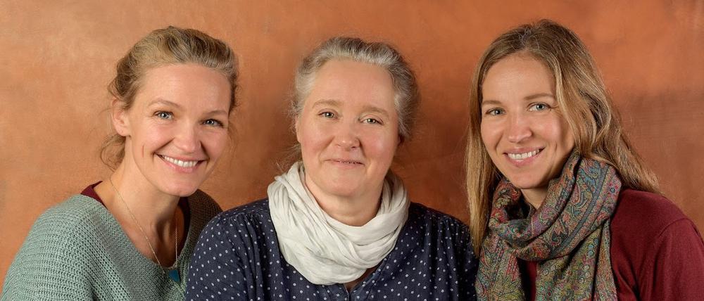 Caroline Scholze, Claudia Püschel und Nina Hübinger von der Weihnachtsmarkt-Initiative „Wolf und Else“.