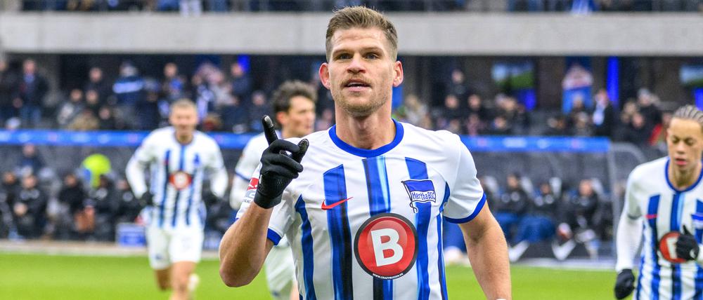 Florian Niederlechner durfte gegen Elversberg mehr als nur einmal jubeln.