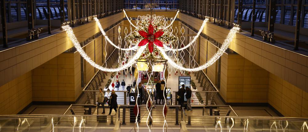 Weihnachten und Weihnachtsdekoration im Stern-Center Potsdam