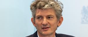 Andrea Lissoni.
