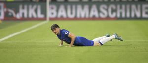 Am Boden. Nach der Niederlage in Hamburg stürzten Hertha und Fabian Reese auf den letzten Tabellenplatz.