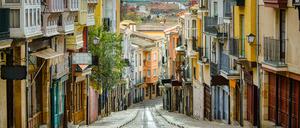 Bunte Häuser schmücken die Straßen von Zamora.