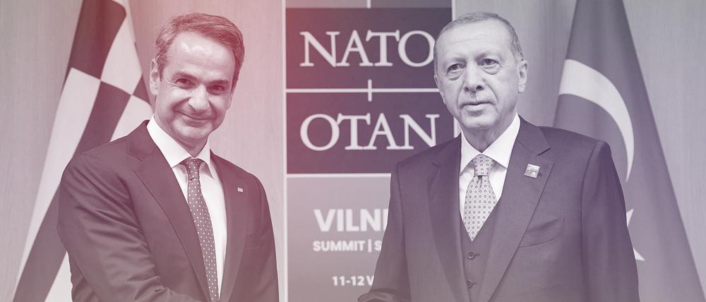 Kyriakos Mitsotakis (l.), Premierminister von Griechenland, und Recep Tayyip Erdogan, Präsident der Türkei, während ihres Treffens auf dem Nato-Gipfel. 