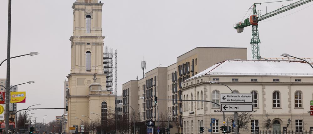 Mit einem Gottesdienst soll im wiederaufgebauten Turm der Potsdamer Garnisonkirche eine Kapelle eingeweiht werden. 