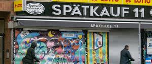 Einige Spätis machen nur sonntags zu, andere aktuell für immer. 