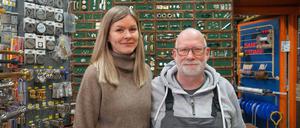 Laura-Jane Savary und ihr Vater Detlef Savary vom Traditionsgeschäft „C. Adolph Eisenwaren“.