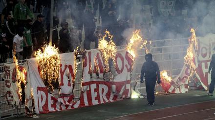 Egal, ob Fußball oder jetzt Volleyball. In Griechenland gibt es ständig Ausschreitungen bei Sportveranstaltungen.