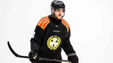 Jaedon Descheneau darf nun endlich das Eisbären-Trikot tragen