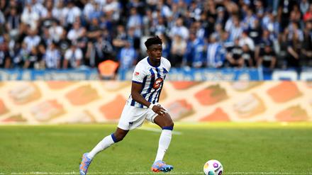 Anderson Lucoqui am zweiten Spieltag gegen Wehen Wiesbaden bei seinem einzigen Einsatz für Herthas Profis.
