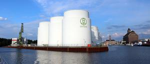 Heizöl-Tanklager im Berliner Westhafen.