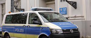 Symbolfoto Polizei, Einsatzwagen, Streifenwagen, blaulicht, Potsdam 04.12.2023 Foto: Sebastian Gabsch
