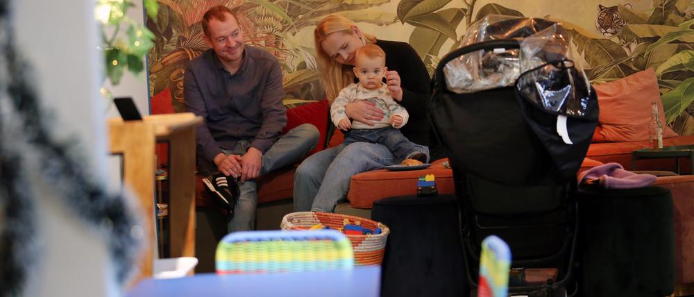 Vor allem die sperrigen Kinderwagen stören viele Gastronomen. Doch für junge Familien in Potsdam gibt es kaum geeignete Lokale.