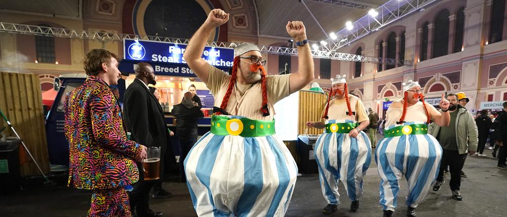 Kreative Verkleidungen sind wesentlicher Bestandteil der Darts-WM.