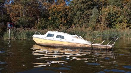 Schrottboot Yellow Submarine Havel Berlin-Kladow - Leserfoto: Kai Zander 