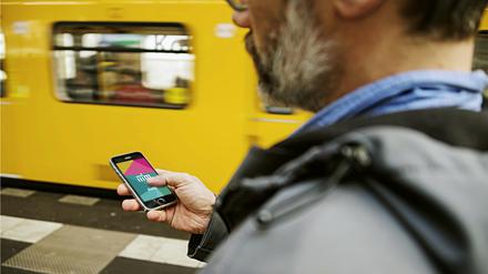 Per App mal schnell eine Beleidigung oder einen Übergriff melden, das funktioniert noch nicht richtig.
