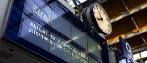 Im Januar müssen Fahrgäste mit neuen Streiks bei der Deutschen Bahn rechnen.