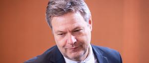 Bundeswirtschafts- und Klimaminister Robert Habeck am 13.12.2023 vor der Kabinettssitzung.
