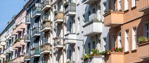 Versammlungen von Wohnungseigentümergemeinschaften sollen künftig auch dann nur online stattfinden dürfen, wenn ein Viertel der Eigentümer dem zustimmt.