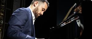 Mit einem neuen Album will der Berliner Pianist Igor Levit Organisationen unterstützen, die Antisemitismus bekämpfen. 