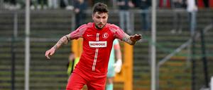Lichtenberg 47 (hier am Ball Christian Gawe) hat in dieser Saison erst ein Pflichtspiel verloren.