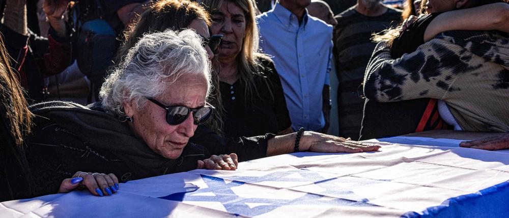Familienangehörige und Freunde trauern um die 27-jährige Eden Zacharia, die von der Hamas verschleppt wurde und die Entführung nicht überlebte.