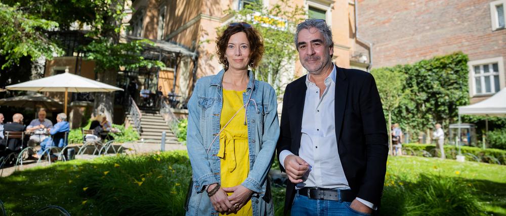 Deniz Yücel und Eva Menasse vom PEN Berlin